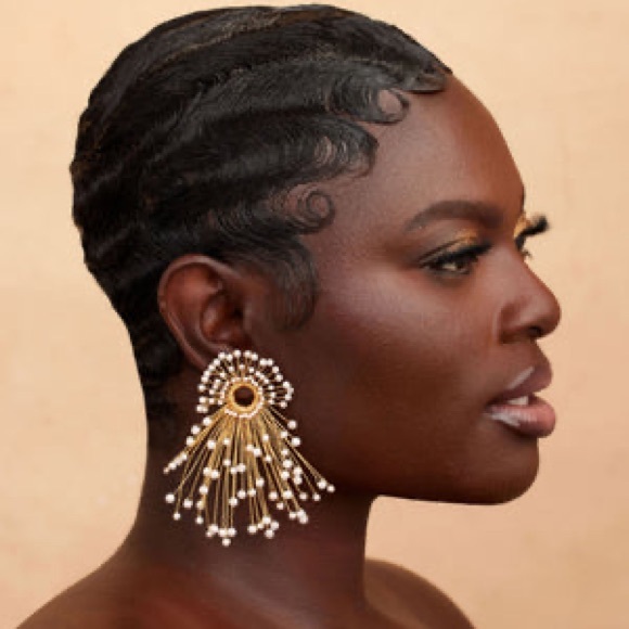 Jewelry - Archived Khoi Leia Elegant Gold and Pearl Statement Earrings